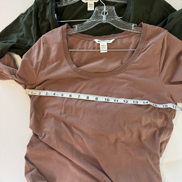 Athleta | Outbound Scoop Short Sleeve Tshirt | Medium - Picture 5 of 5